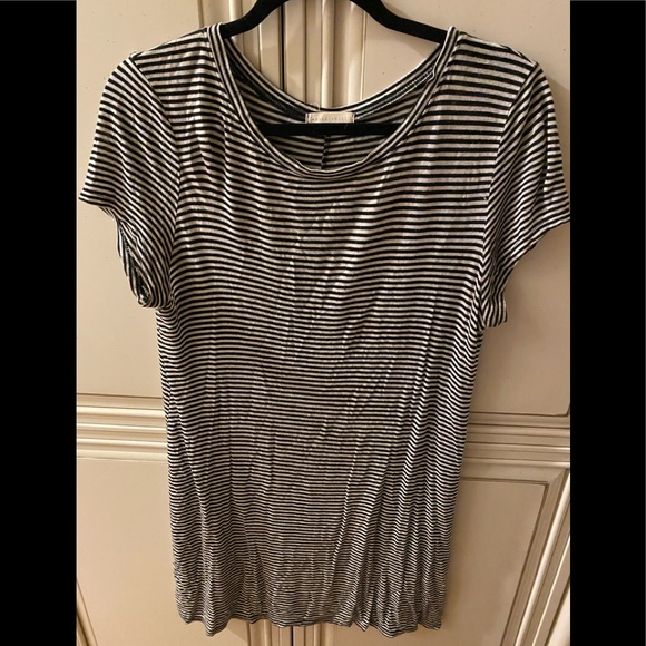 T- Shirt dress - Picture 1 of 2